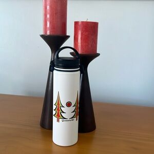 NWOT United by blue water bottle. 22oz